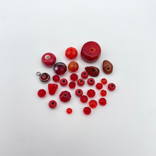 Perler, 30 røde perler, blanding, til smykker