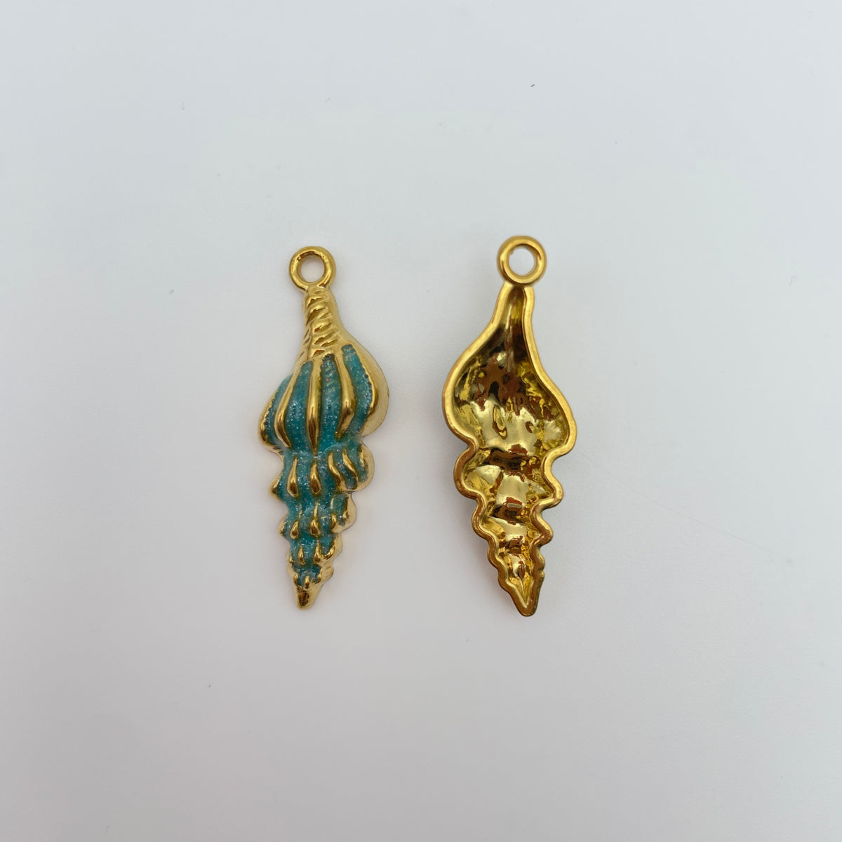 Konkylie vedhæng/charm, blå 37x13mm, nikkelfri, til smykker – billede 4