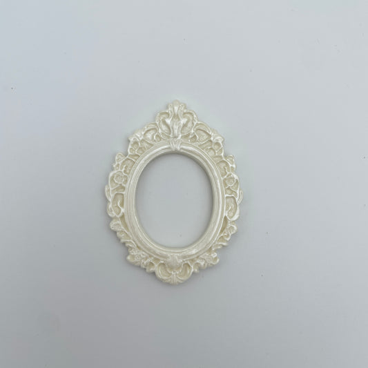 Miniature rammer i perlemor-hvid, oval eller firkantet – Oval