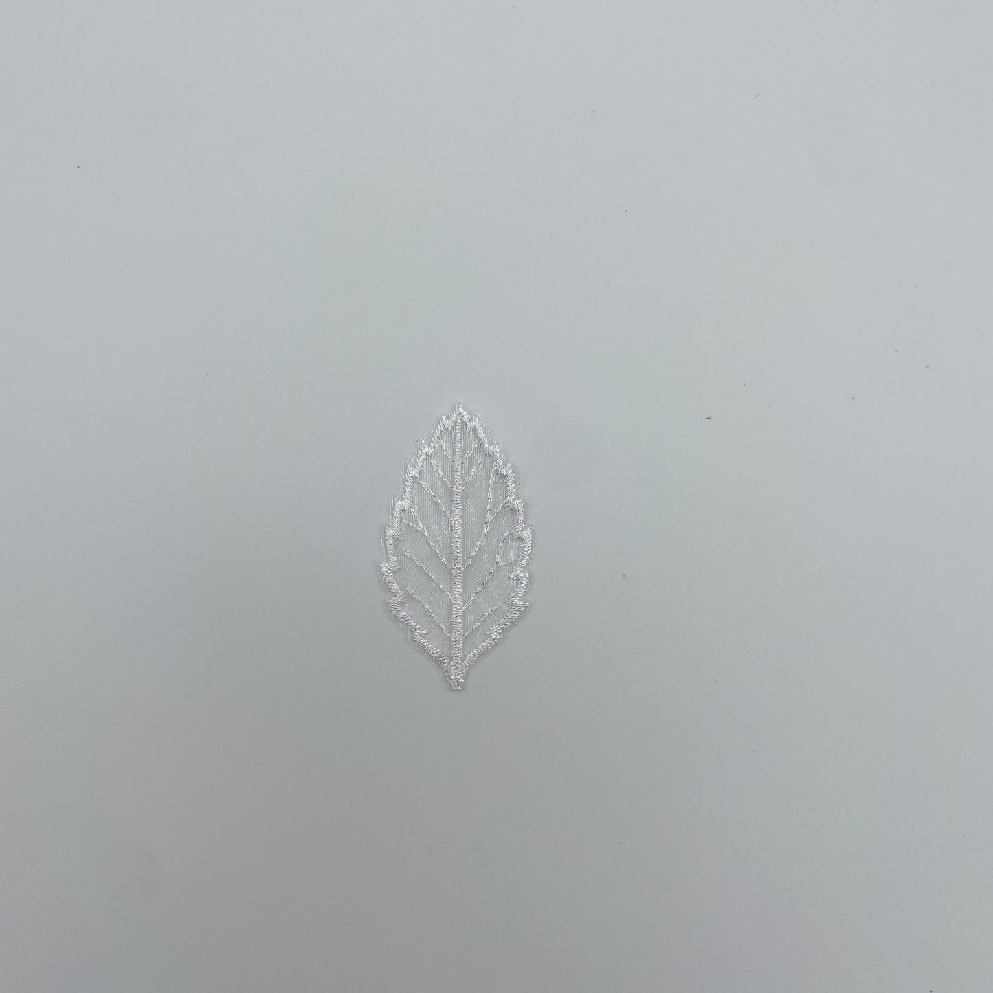 Broderede blade (store)