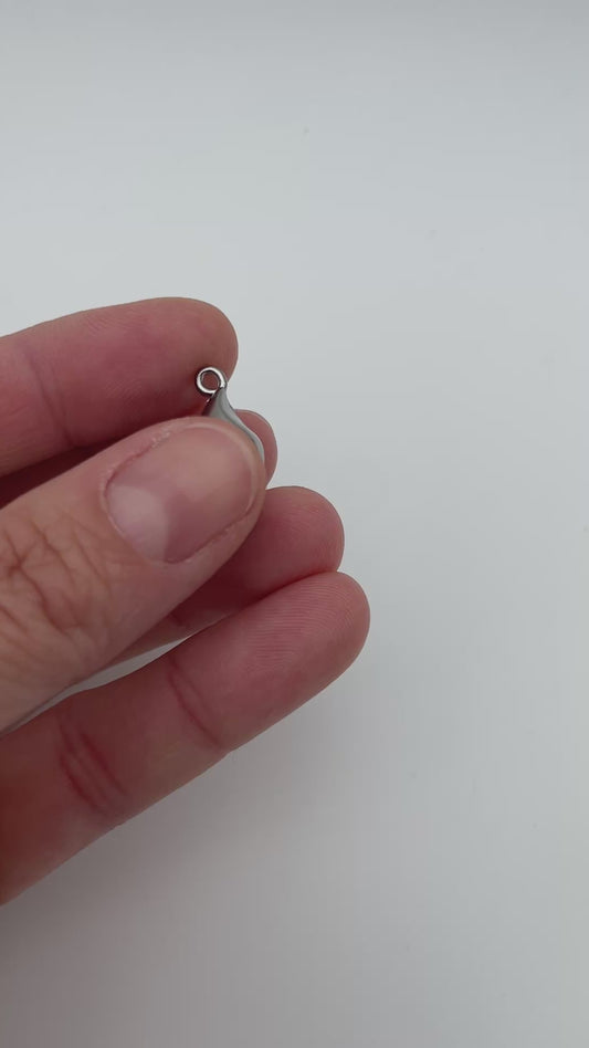 Konkylie vedhæng/charm, guld- eller sølvfarvet, 9x23mm, nikkelfri, til smykker